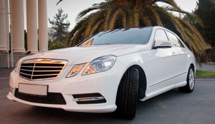 Mercedes E